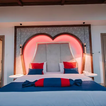 Hotel Ts Gold Trebizonda