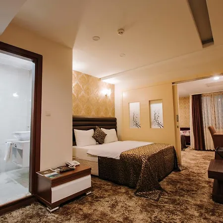 Ts Gold 3* Τραμπζόν