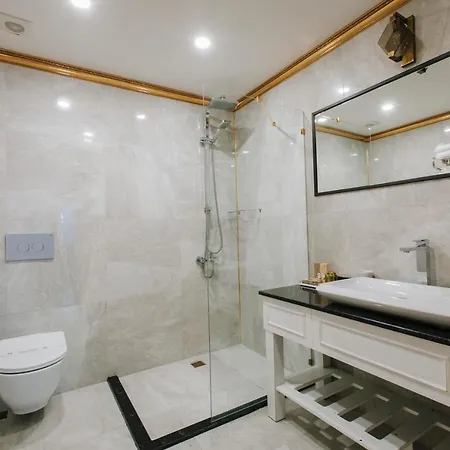 Hotel Ts Gold